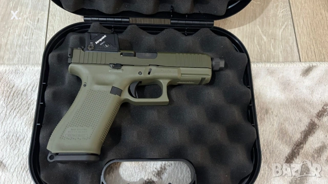 Пистолет Glock 45 9x19 PR Hunter Edition MOS 08 FS M13,5x1LH Green Combo COA, снимка 7 - Бойно оръжие - 54693526