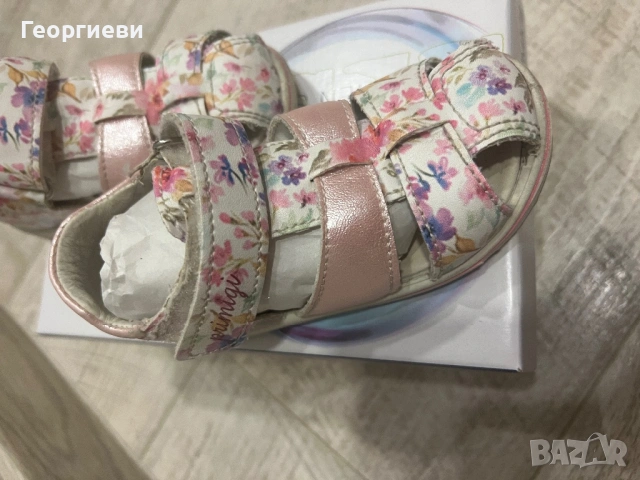 Детски сандали с цветя primigi 25 номер, снимка 7 - Детски сандали и чехли - 54527687