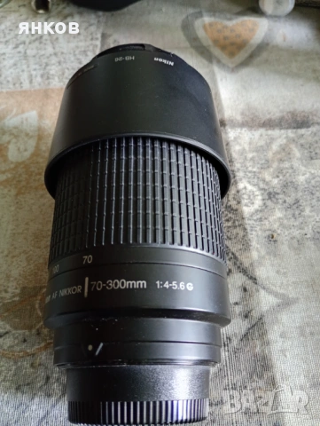 Предлага се обектив  за Nikon.