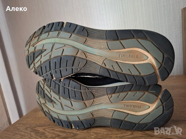 new balance 911 V2 маратонки 44 номер. , снимка 10 - Маратонки - 54942345