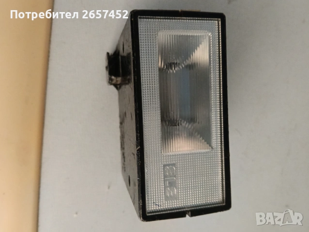 Светкавица за фотоапарат, снимка 2 - Фотоапарати - 54164042