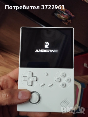 Ретро конзола 4" Anbernic RG40XX V, снимка 3 - Други игри и конзоли - 53963020