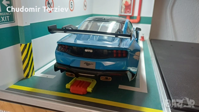 Мащабни модели коли 1:18 / GT-SPIRIT Ford Mustang GTD / MOTORMAX Nissan Skyline R34, снимка 11 - Колекции - 54911522