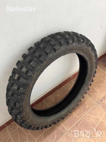 Кросова гума