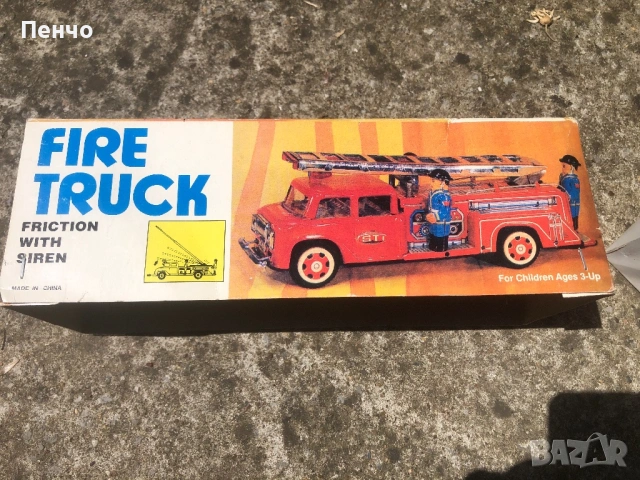 стара механична метална играчка "FIRE TRUCK" - MADE IN CHINA, снимка 12 - Антикварни и старинни предмети - 54831560