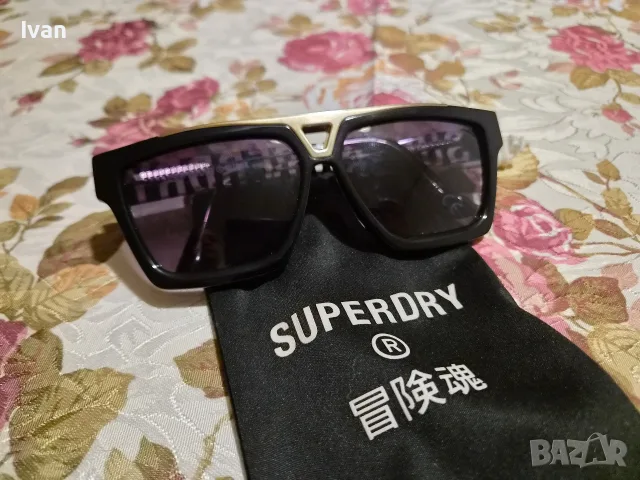 Слънчеви очила Superdry , снимка 8 - Слънчеви и диоптрични очила - 55438261
