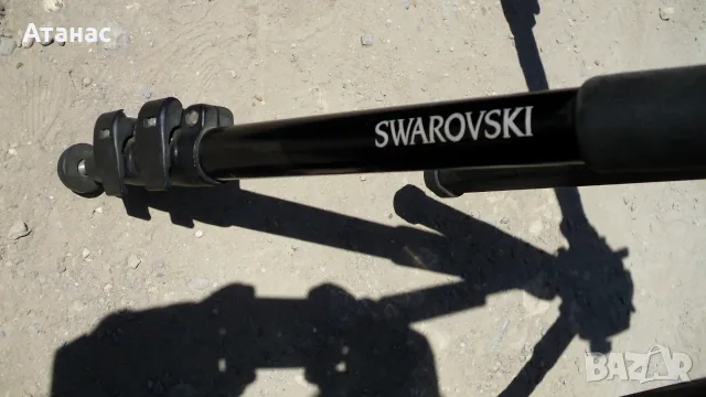 Статив -Manfrotto Swarovski tripod 128 RC - професионален, снимка 3 - Чанти, стативи, аксесоари - 50531403
