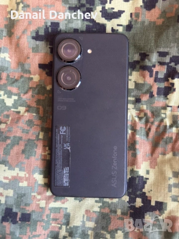 Телефон Asus Zenfone 9 , снимка 3 - Asus - 55244320