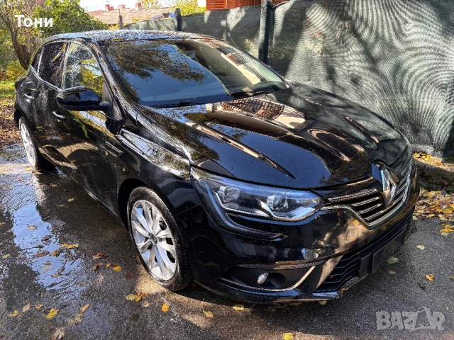 Renault megane 1.5DCi 2019г, снимка 3 - Автомобили и джипове - 54005141