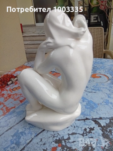 Фигура статуетка от порцелан -Момиче , снимка 3 - Статуетки - 54216818