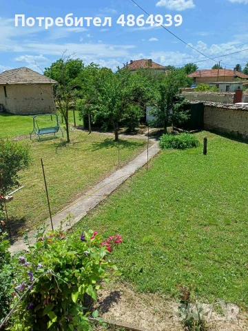 Двуетажна къща в село Ресен, снимка 10 - Къщи - 55008942