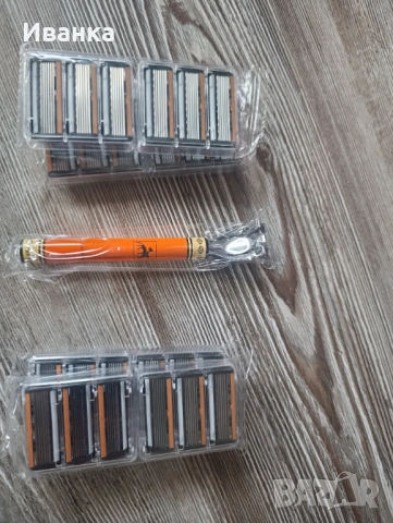 Ножчета за бръснене с дръжката 