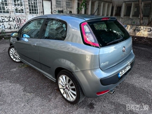 Fiat Punto 1.3 дизел Multijet Evo 95 к.с 2010 година, снимка 7 - Автомобили и джипове - 55104110