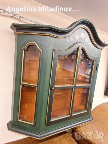Витрина за стена ръчно изрисувана, снимка 3 - Секции и витрини - 53966820