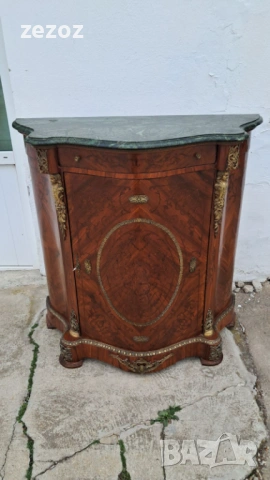 Шкаф ретро с мрамор Империя