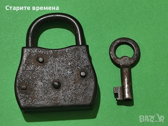 СТАР РЕТРО КАТИНАР С КЛЮЧ , снимка 2 - Други ценни предмети - 54150636