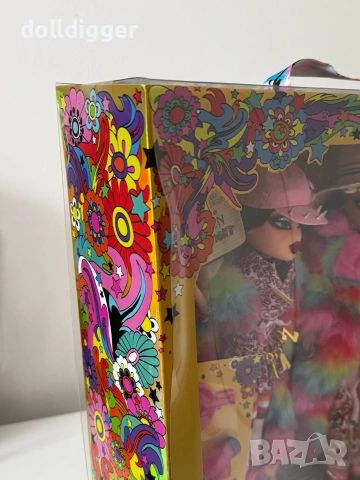 Bratz Roxxi & Nevra Pride Dolls Jimmy Paul Designer Special Edition Two Pack, снимка 6 - Кукли - 55133008