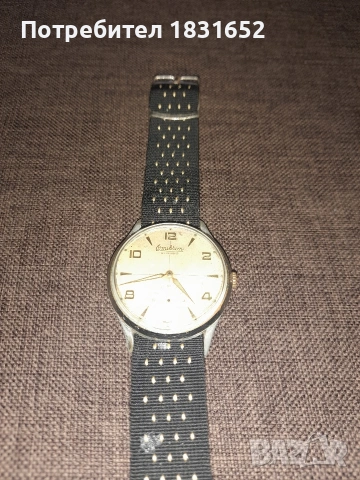 Ретро часовник - Omikron 21 рубина, снимка 2 - Антикварни и старинни предмети - 54030774