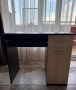 Продавам компютърно бюро в добро състояние. , снимка 1