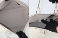 Louis Vuitton Alma GM Epi, снимка 5