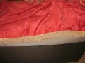Голяма покривка за маса в червено с златни сърмени орнаменти, снимка 9