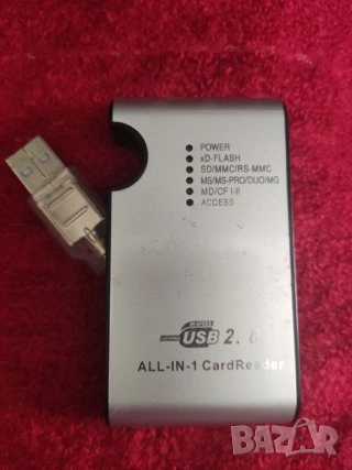 Четец за карта памет с 4 порта за 4 различни вида карти памет Card reader all in 1 адаптер адаптор