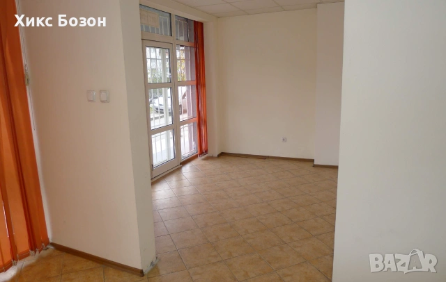 Давам под наем :Светъл,просторен офис  в кв. Слатина, снимка 7 - Офиси - 54993387