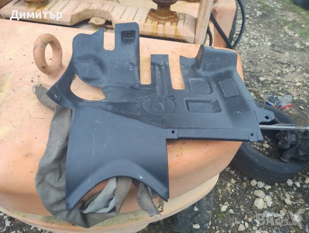 Интериорна Пластмаса Кора Под Волана За БМВ Е46 2000г / BMW E46 2000y