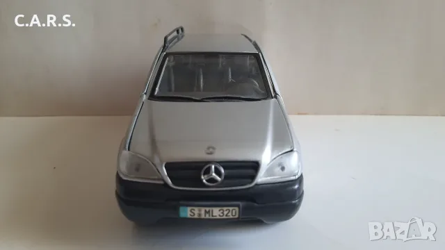 Mercedes-Benz ML 320 Maisto - Мащаб 1:24, снимка 15 - Колекции - 55422373