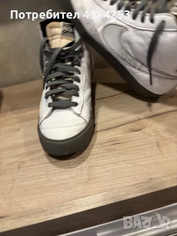 Nike Blazer Mid 77, снимка 6 - Маратонки - 55427919