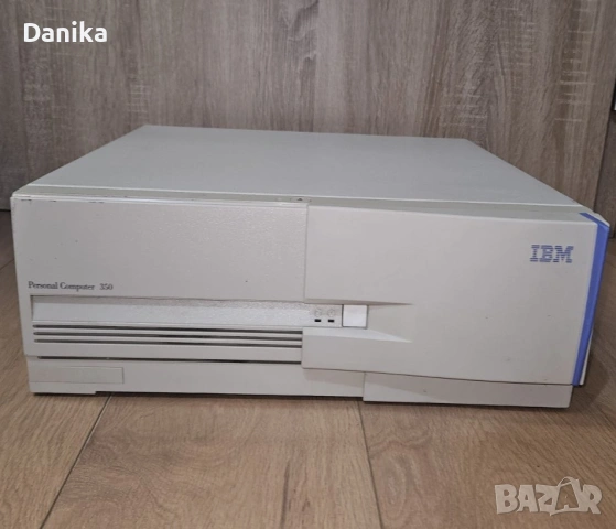 Работещ ретро компютър IBM Personal Computer 350 с процесор Intel Pentium 133 MHz CPU Socket 7 DOS