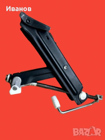Оригинален Механичен крик Scissor jack за  Mercedes-Benz , снимка 2 - Аксесоари и консумативи - 54023486