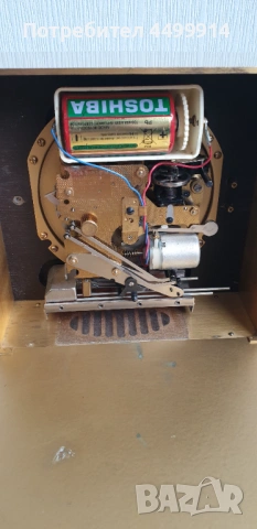 Настолен часовник JUNGHANS Електроник, снимка 8 - Антикварни и старинни предмети - 54008271