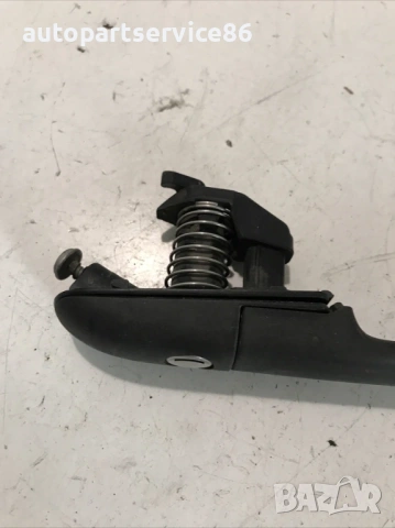 Черна външна дръжка за предна лява врата за Mercedes W638 Vito (1996-2002), снимка 3 - Части - 54164928