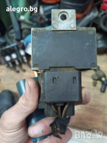 реле  подгревни свещи RENAULT NISSAN , 7700115078, снимка 2 - Части - 54305959