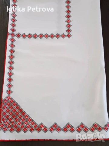 Ръчно, бродирана покривка , снимка 8 - Антикварни и старинни предмети - 54517421