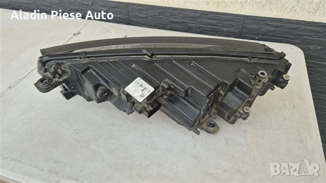 Десен фар Skoda Octavia 4 Led година 2021 2022 2023 код 5E4941016, снимка 3 - Аксесоари и консумативи - 54675063