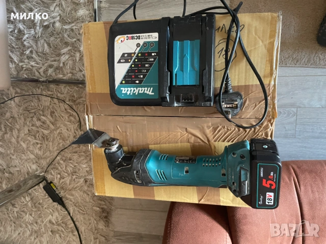 Мултифункционален Акумулаторен Инструмент Makita DTM50, снимка 4 - Други инструменти - 54702330