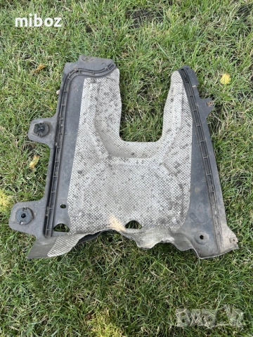 Кора под купе Шкода Октавия Skoda Octavia 3, снимка 4 - Части - 55306737