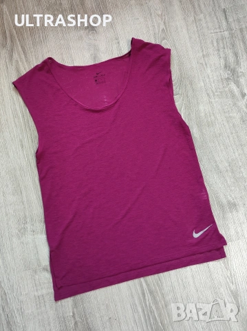 Nike Дамска тениска XS в отлично състояние