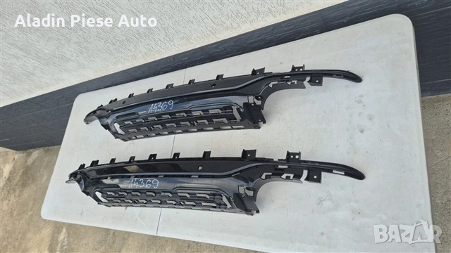 Декорация за задна броня Ford Kuga ST-Line година 2020 2021 2022 2023 2024 код LV4B-17E911 