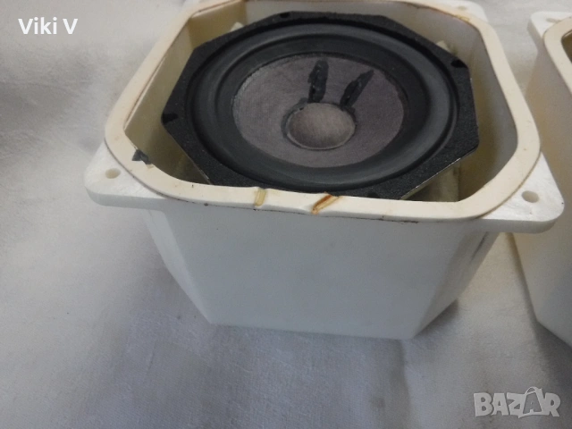 PHILIPS AD 5060/W8 среди с кутиите за собствен обем, снимка 10 - Тонколони - 54014527