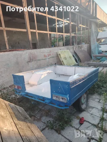 Продавам ремарке руско оригинално, Жигула има стопове и заден капак, снимка 3 - Ремаркета - 55418826