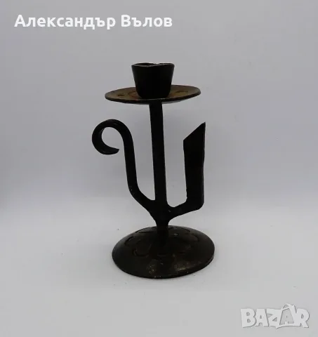 Стар Декоративен Метален Свещник Ръчноправен, снимка 2 - Други ценни предмети - 55309031