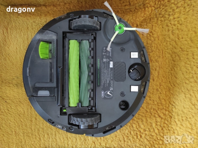Робот прахосмукачка iRobot Roomba i7+, снимка 2 - Прахосмукачки - 54955099
