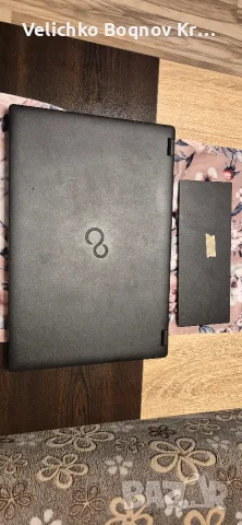 Fujitsu Lifebook E558 на части или цял. 