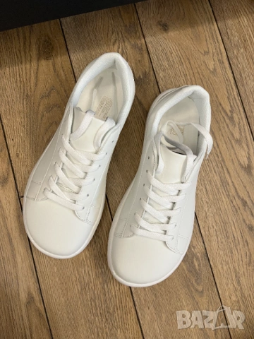 Бели маратонки, широки отпред, снимка 2 - Маратонки - 54370410