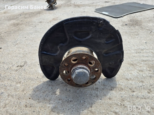 Шенкел преден ляв / десен OEM MERCEDES W212 E 350 CDI 4MATIC OM642 2011, снимка 3 - Части - 54565066