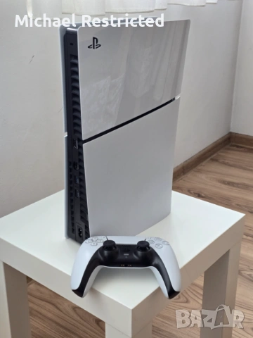 PlayStation 5 Slim Disc Edition + 1 джойстик, снимка 2 - PlayStation конзоли - 54879320