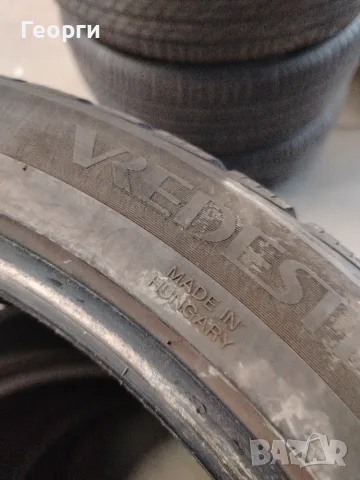 2бр.зимни гуми 225/45/19 Vredestein, снимка 7 - Гуми и джанти - 55493998